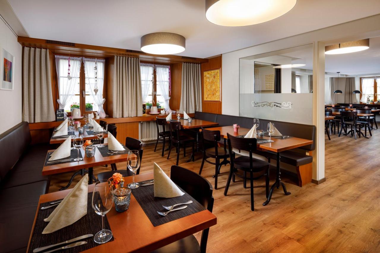Gasthaus Zum Loewen Neftenbach Екстер'єр фото