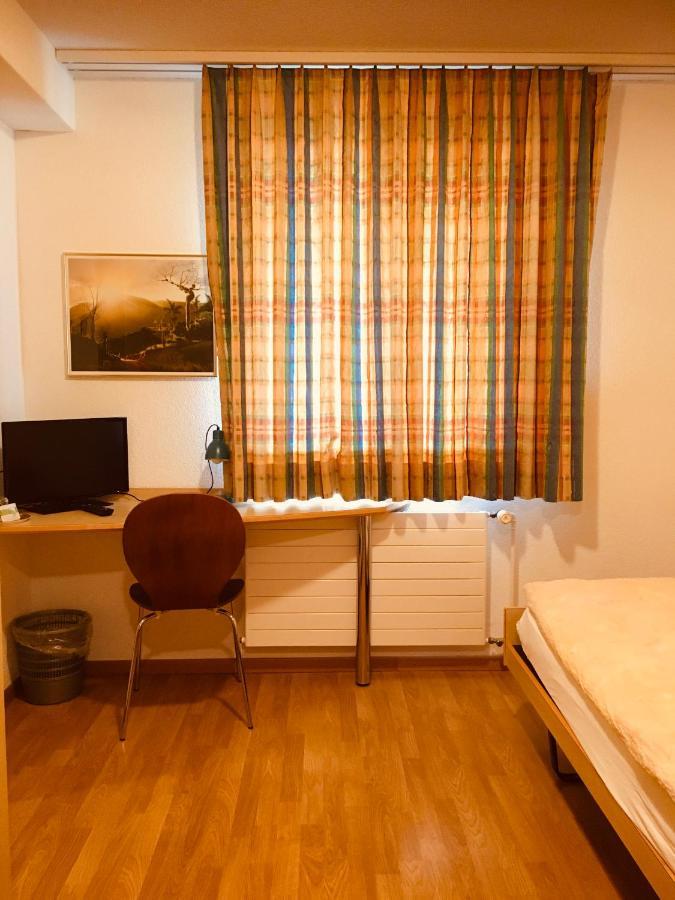 Gasthaus Zum Loewen Neftenbach Екстер'єр фото